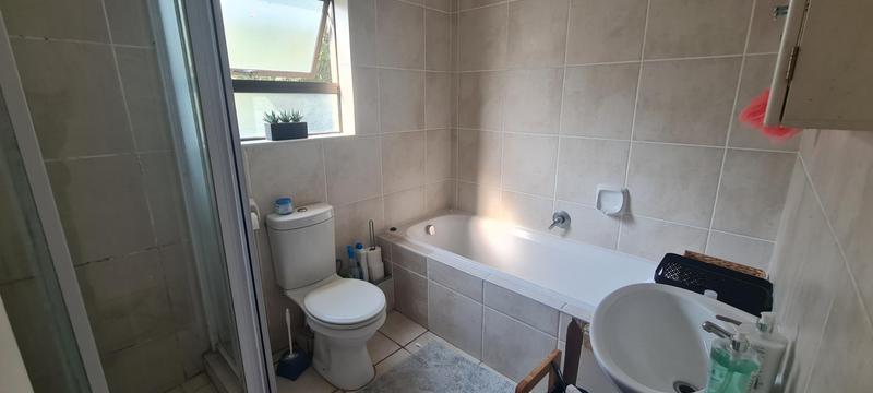 2 Bedroom Property for Sale in Burgundy Estate Western Cape
